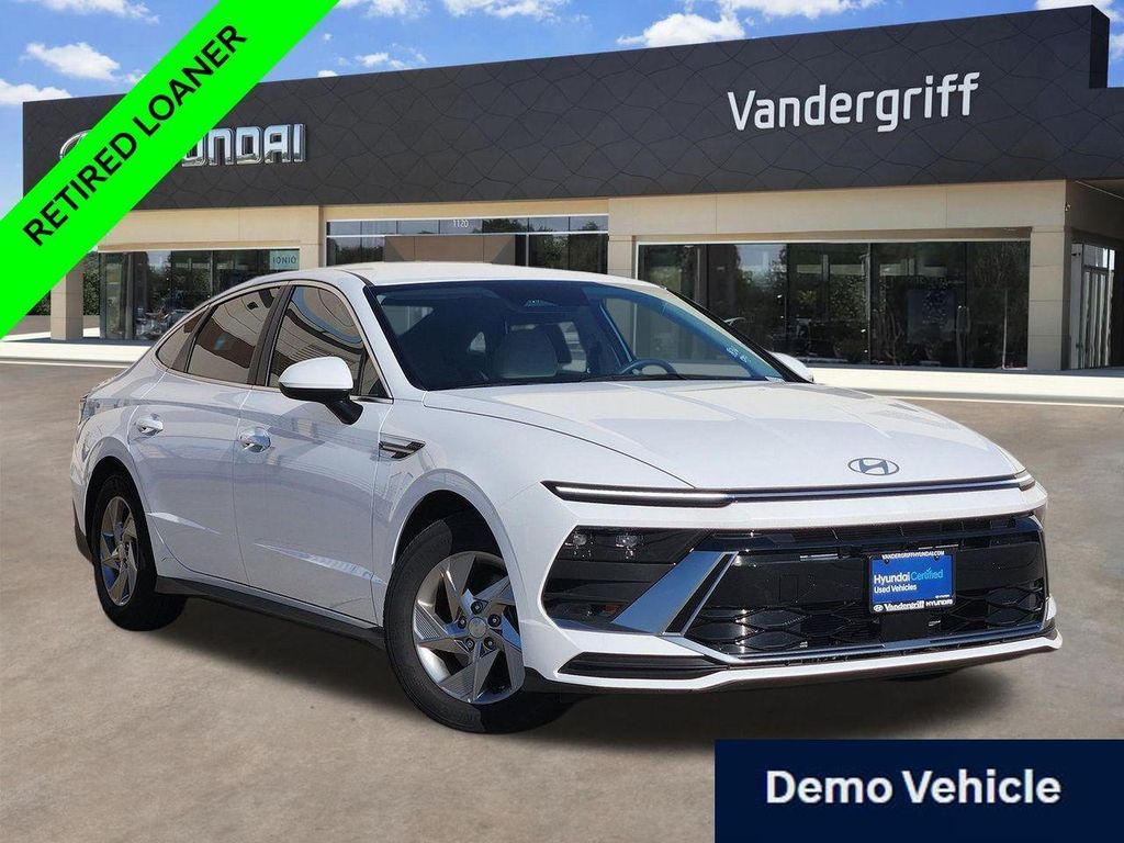 New 2025 Hyundai SONATA SE