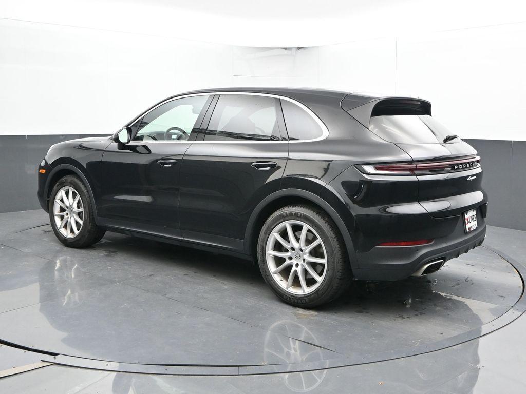 2024 Porsche CAYENNE BASE — фото 10