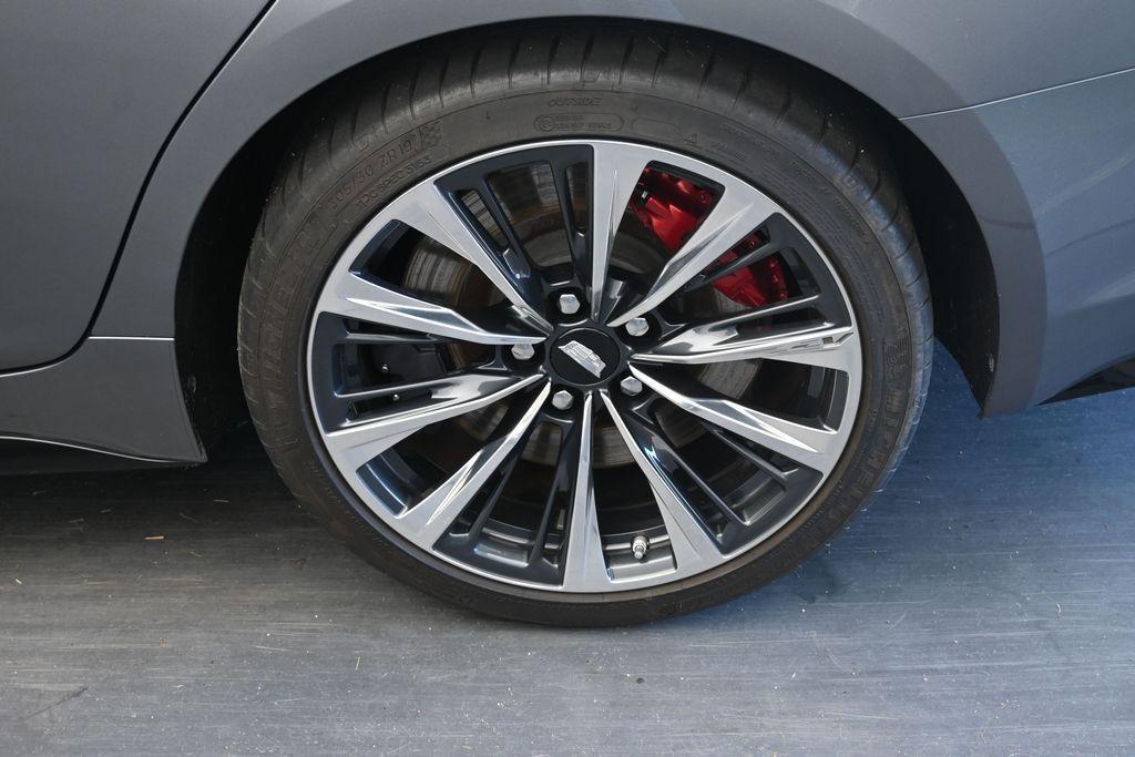 صورة 10 لـ 2022 Cadillac CT5-V BLACKWING