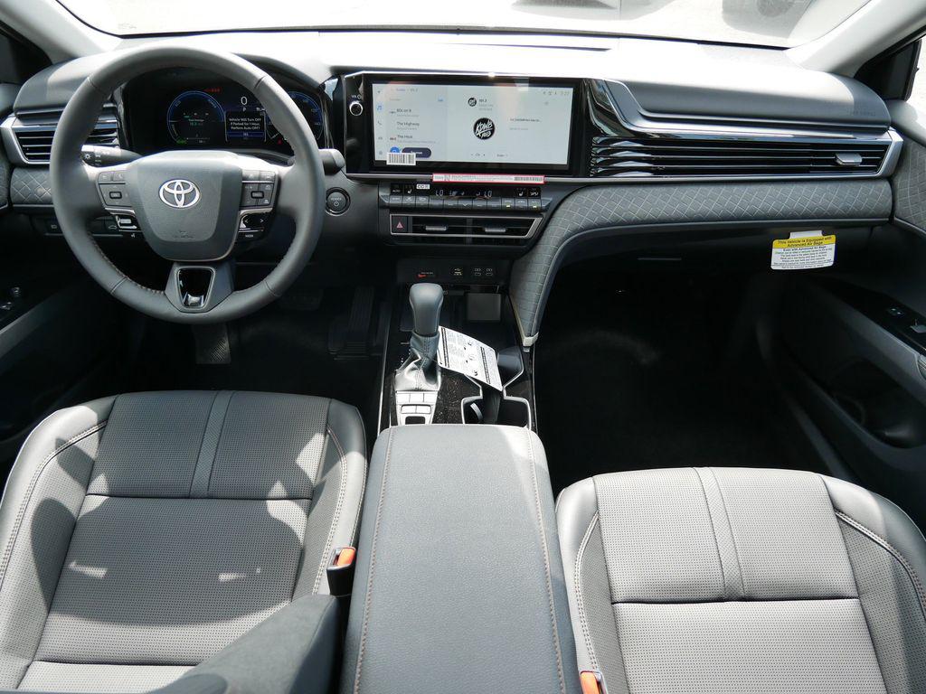 TOYOTA CAMRY - 7