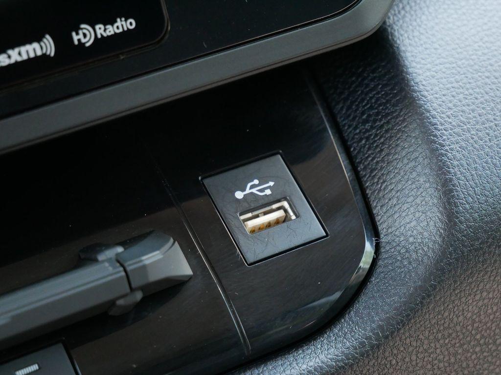 صورة مصغرة 22 لـ 2023 Toyota TUNDRA SR5