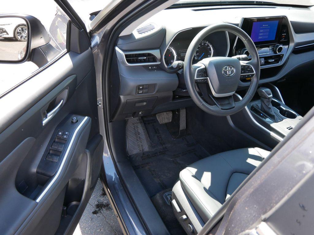 TOYOTA HIGHLANDER - 8