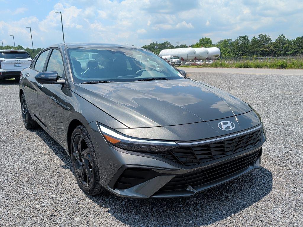 New 2026 Hyundai ELANTRA Sport