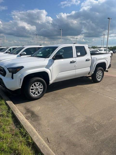 New 2026 Toyota Tacoma SR