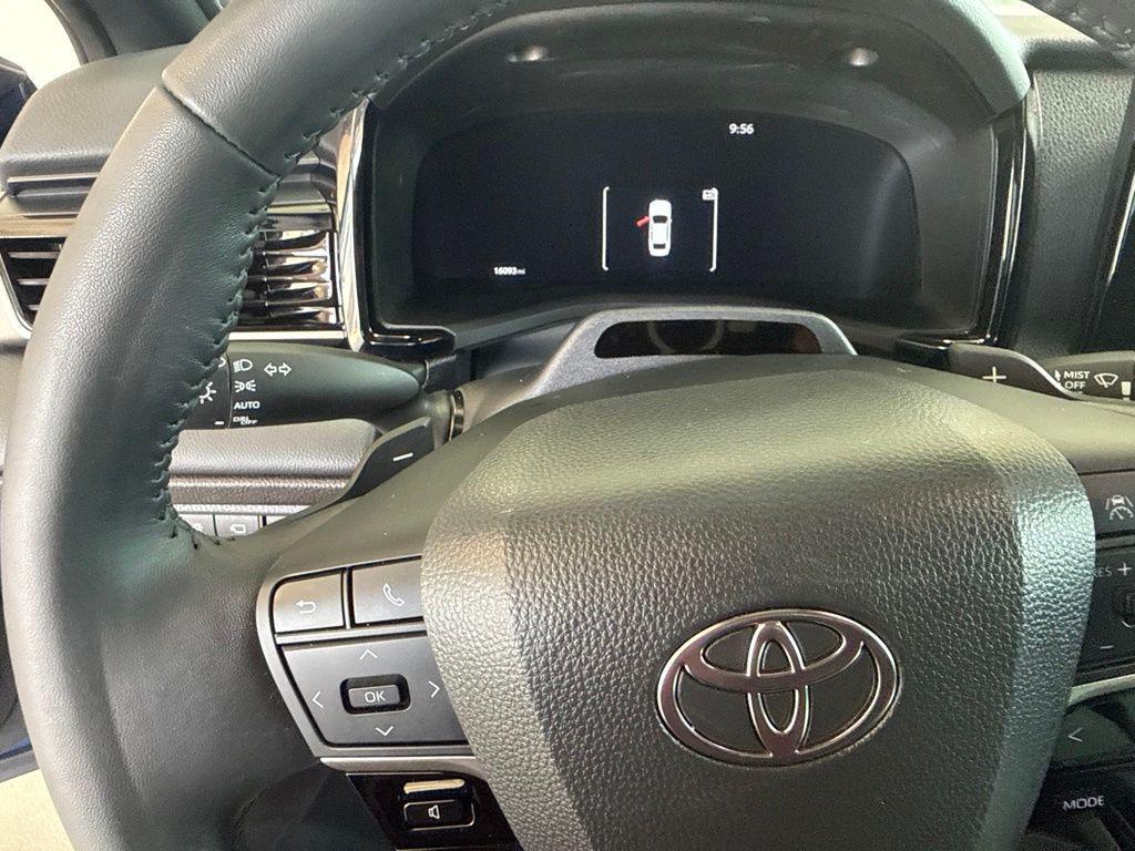 2025 Toyota CAMRY XSE — миниатюра 29