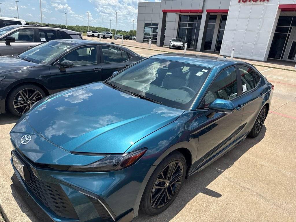 New 2026 Toyota Camry SE