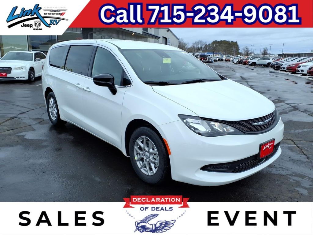 New 2026 Chrysler Voyager LX
