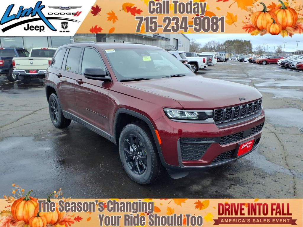 New 2026 Jeep Grand Cherokee Altitude