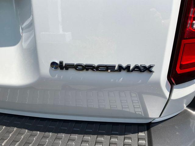 TOYOTA LAND CRUISER - 7