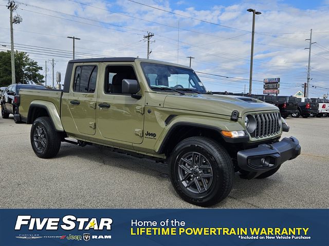 New 2025 Jeep Gladiator Sport S