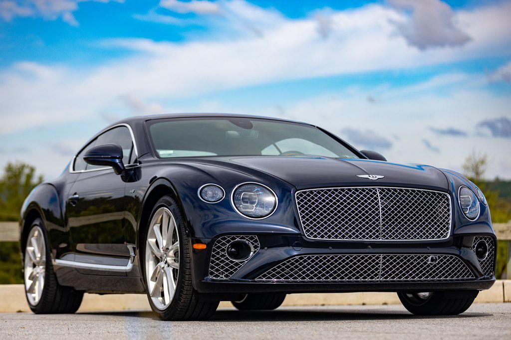 2022 Bentley CONTINENTAL GT V8 — миниатюра 16