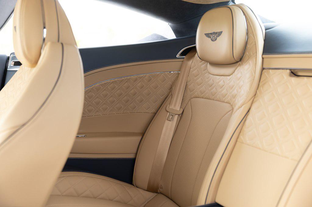 2022 Bentley CONTINENTAL GT V8 — миниатюра 54