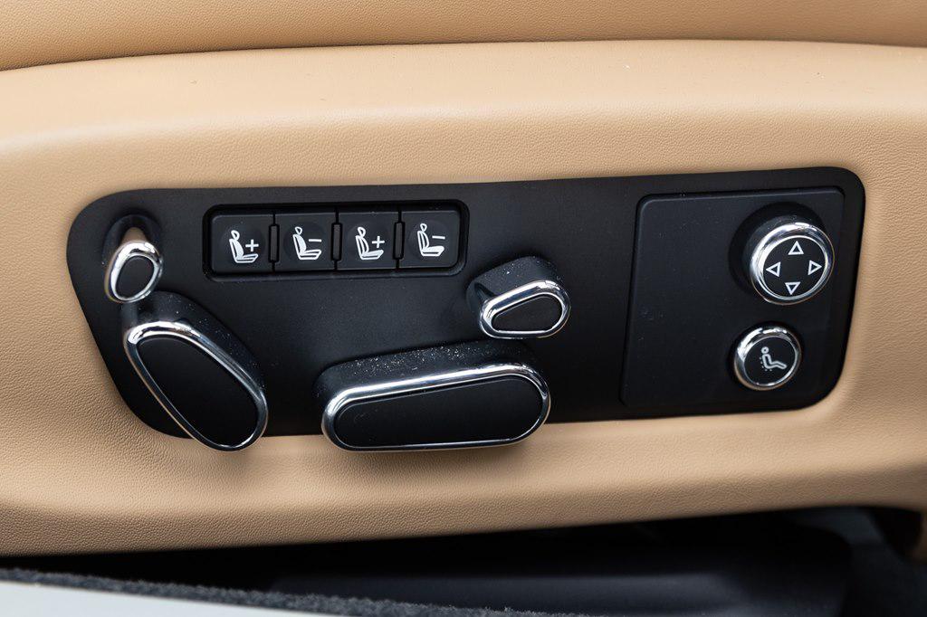 2022 Bentley CONTINENTAL GT V8 — миниатюра 26