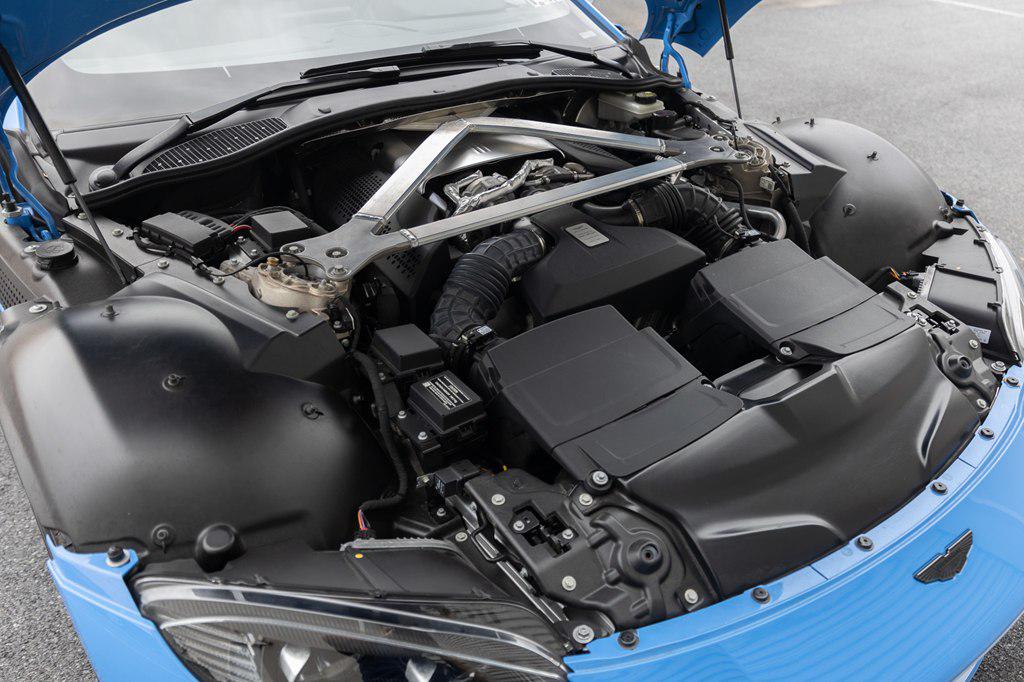 2021 Aston Martin VANTAGE MANUAL 缩略图 74