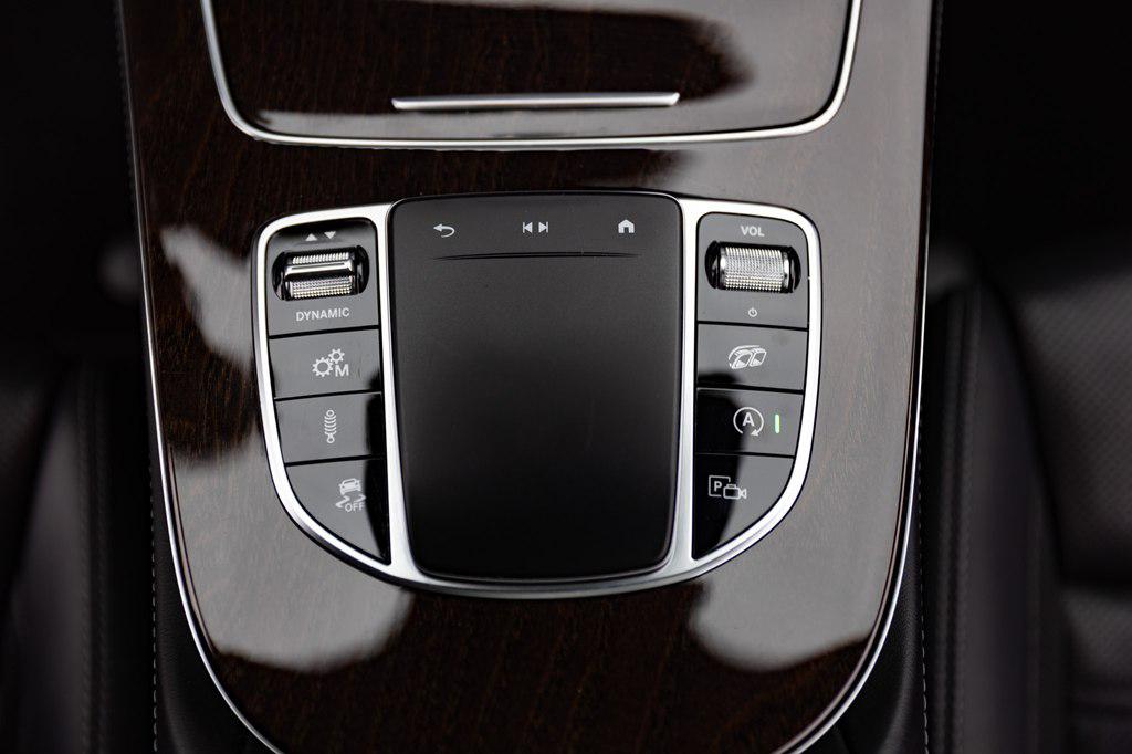 صورة مصغرة 96 لـ 2022 Mercedes-BENZ AMG E 53 4MATIC
