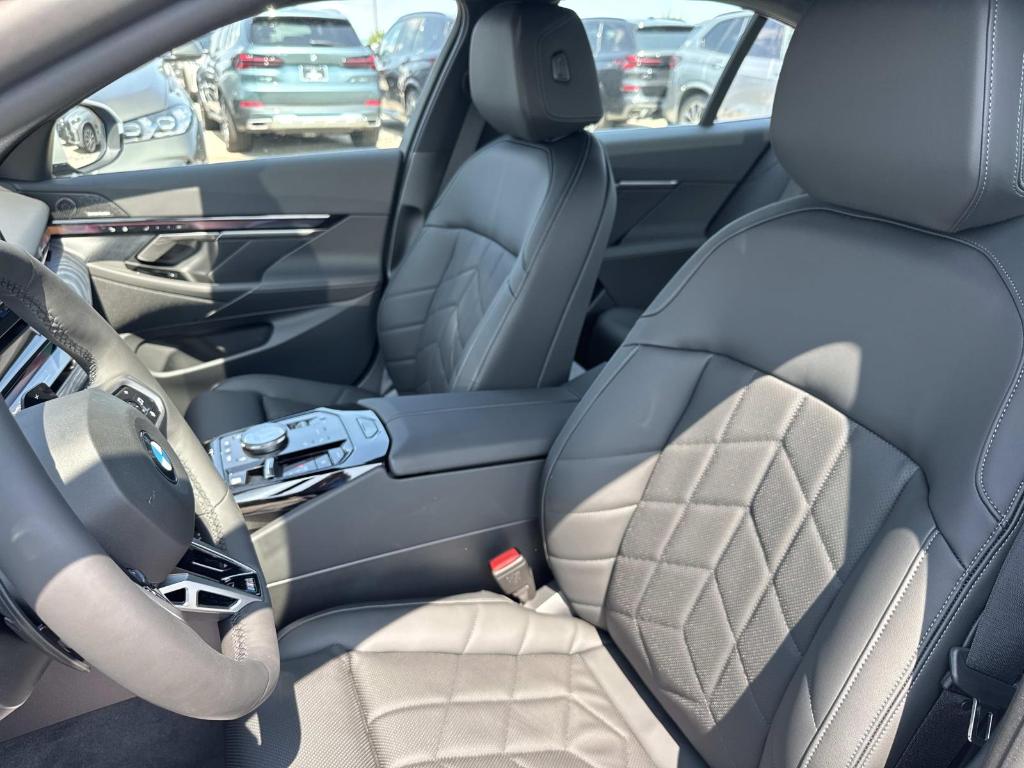 2027 BMW 530 I 照片 7