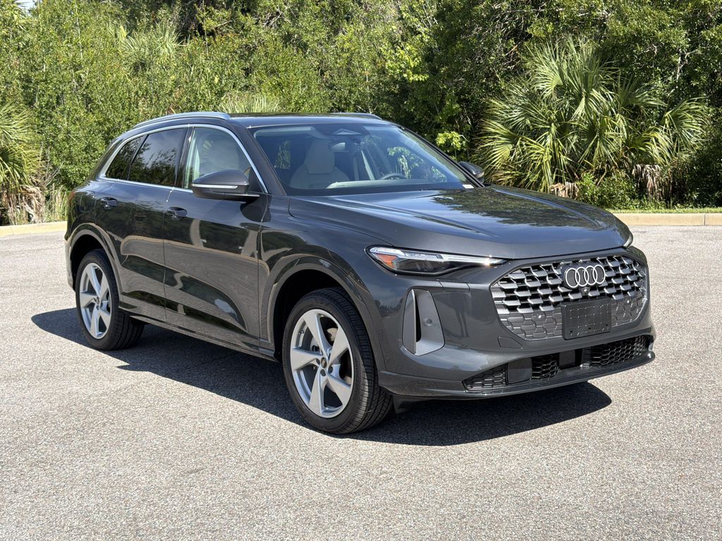 New 2026 Audi Q5 Premium Plus TFSI quattro S tronic