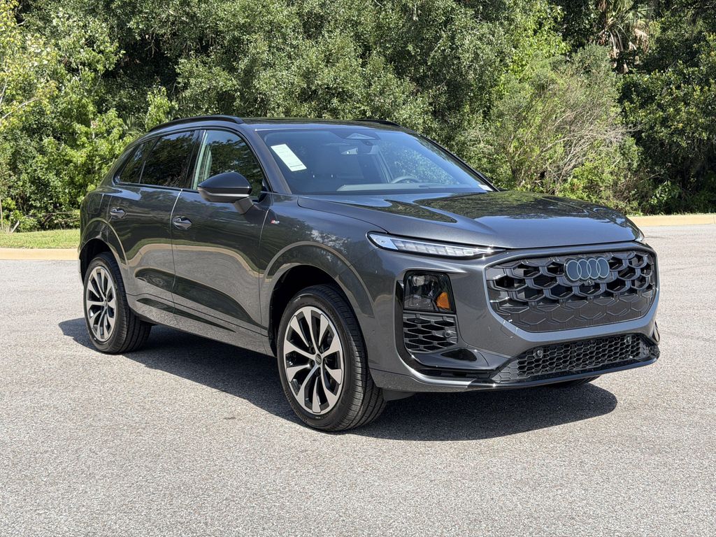 New 2026 Audi Q3 TFSI quattro S tronic