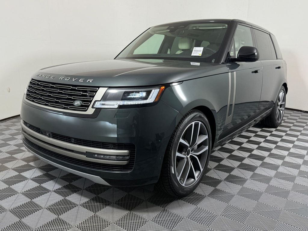 New 2026 Land Rover Range Rover P400 SE 7 Seat