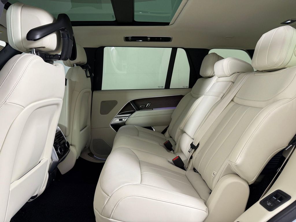 2026 LAND Rover RANGE ROVER P530 SE 7 SEAT — фото 14