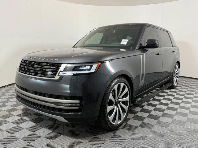 New 2026 Land Rover Range Rover P400 SE 7 Seat