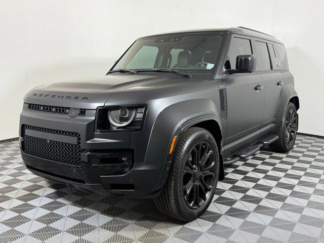 New 2026 Land Rover Defender P635 OCTA Black