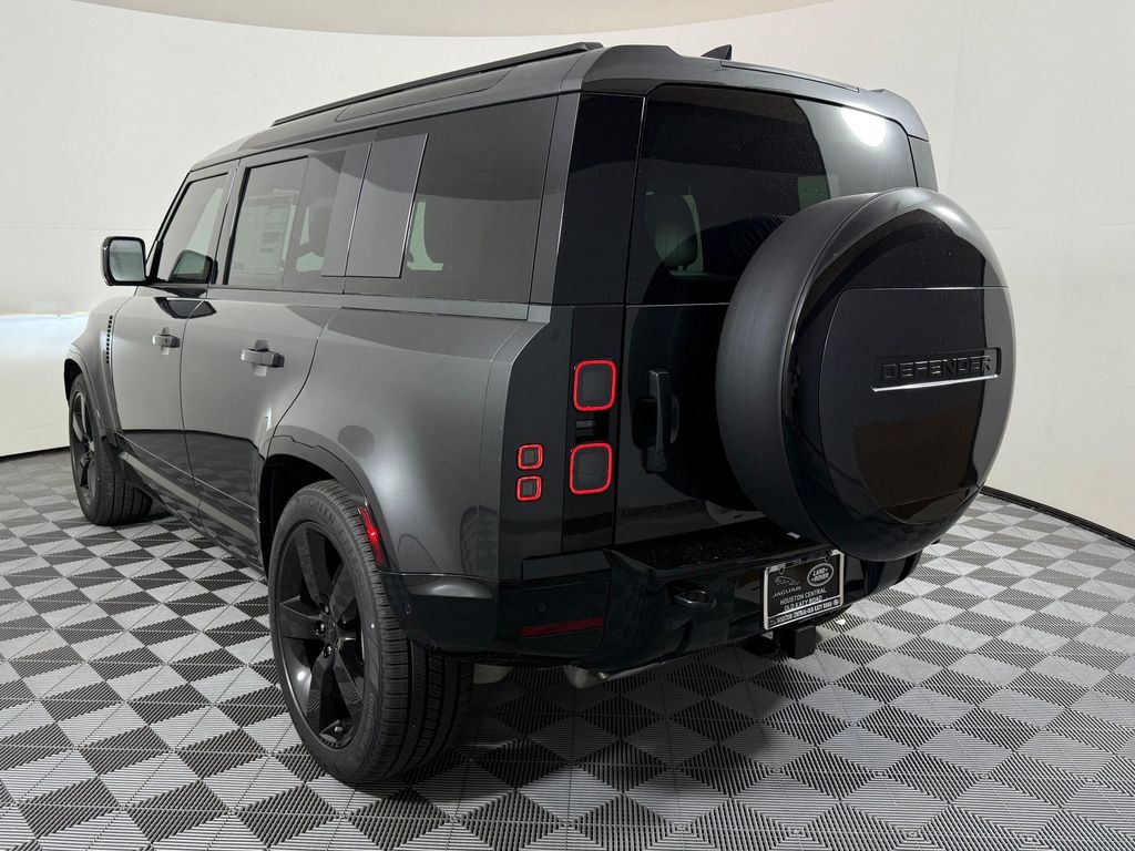 2026 LAND Rover DEFENDER P400 X-DYNAMIC SE — фото 3