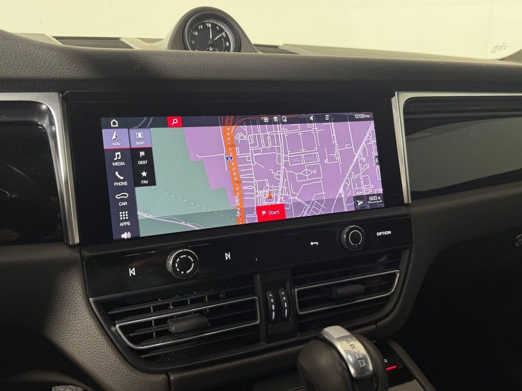 صورة مصغرة 23 لـ 2022 Porsche MACAN