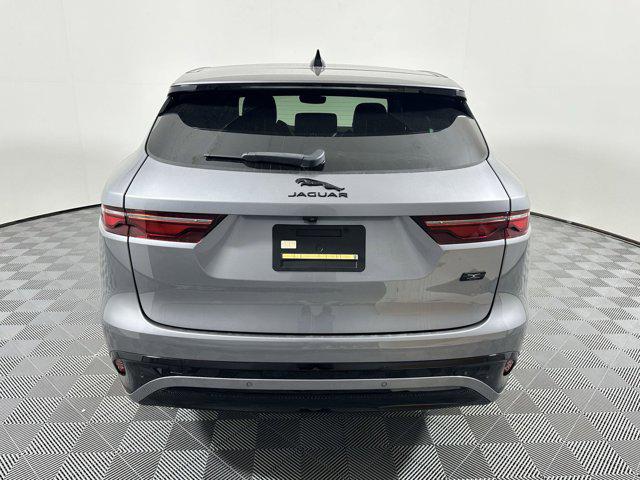 صورة 8 لـ 2026 Jaguar F-PACE R-DYNAMIC S P250 AWD AUTOMATIC