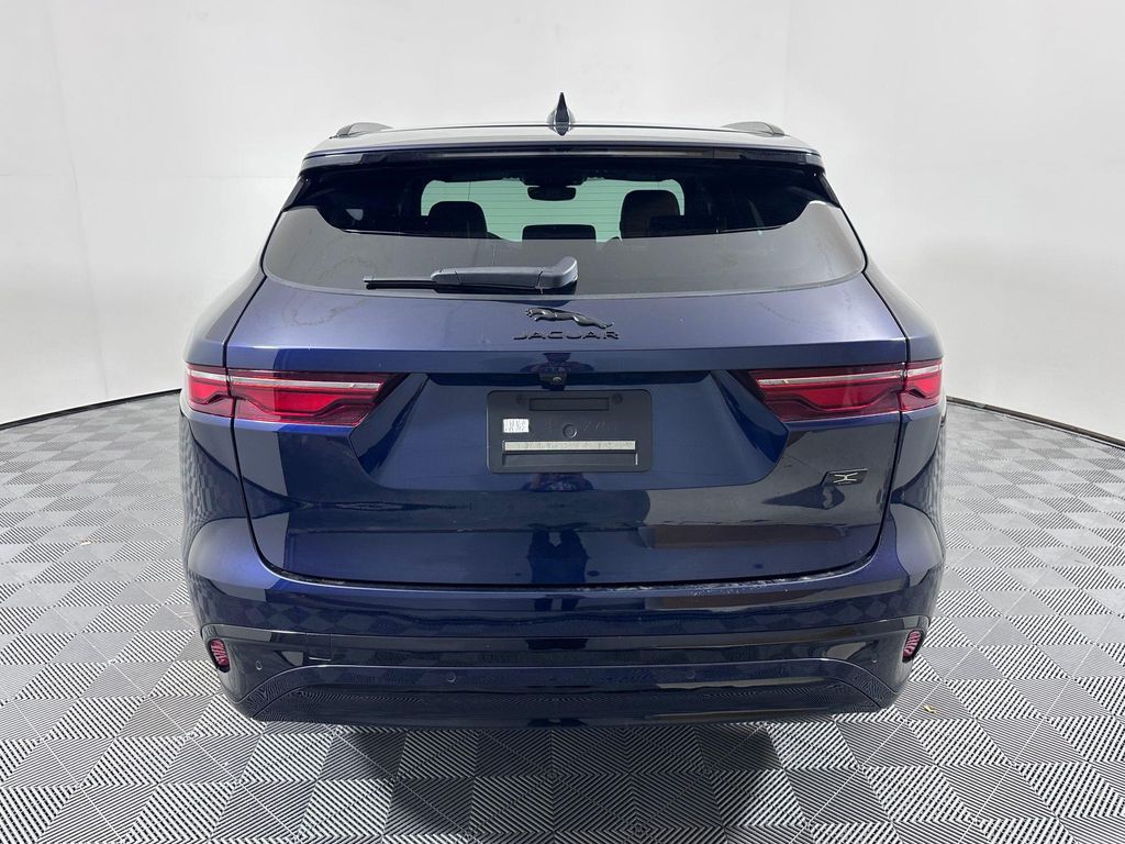 صورة 8 لـ 2026 Jaguar F-PACE R-DYNAMIC S P250 AWD AUTOMATIC