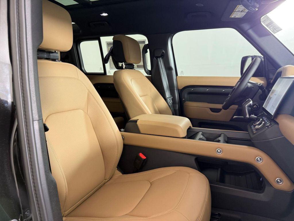 2026 LAND Rover DEFENDER P400 X-DYNAMIC SE — миниатюра 23