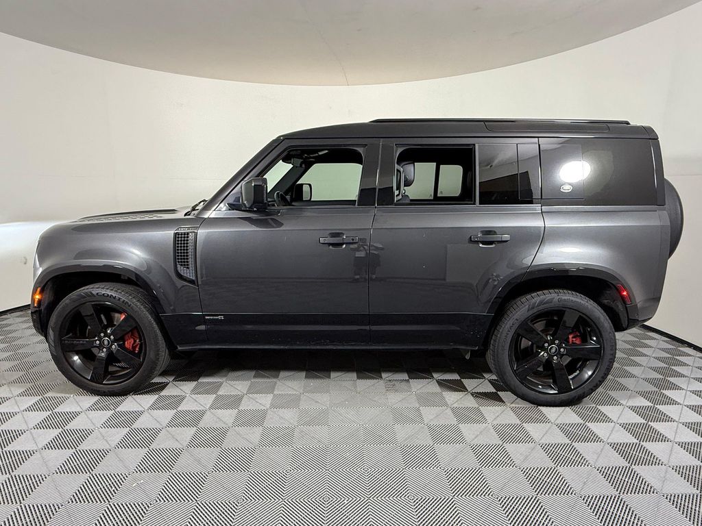 صورة 2 لـ 2023 LAND Rover DEFENDER 110 X