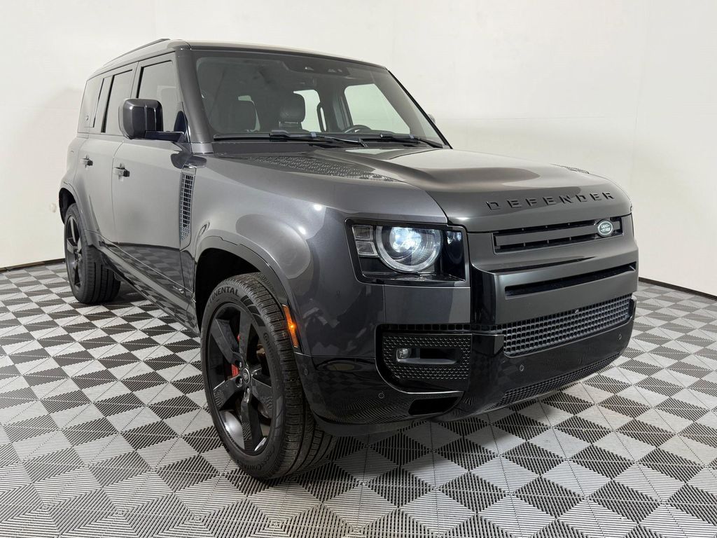صورة 7 لـ 2023 LAND Rover DEFENDER 110 X