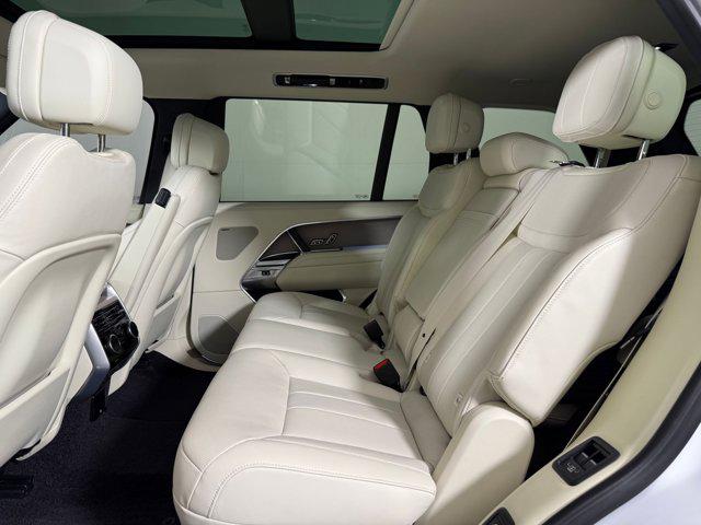 2025 LAND Rover RANGE ROVER P530 SE 7 SEAT thumbnail 15