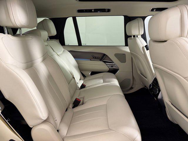 2025 LAND Rover RANGE ROVER P530 SE 7 SEAT thumbnail 27