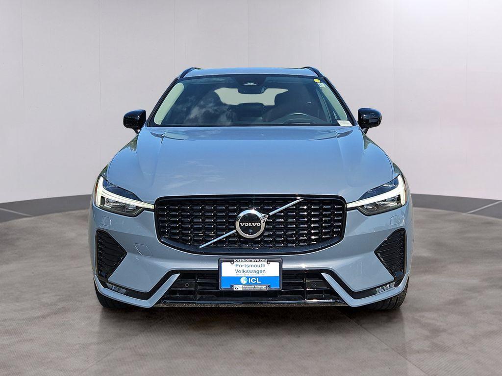 صورة 2 لـ 2023 Volvo XC60 B5 ULTIMATE DARK THEME