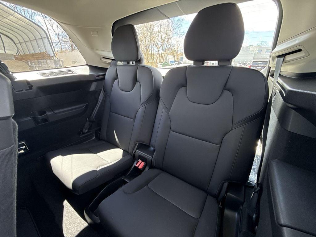 2026 Volvo XC90 B5 CORE — миниатюра 22