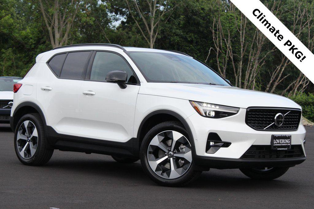 New 2026 Volvo XC40 B5 Plus