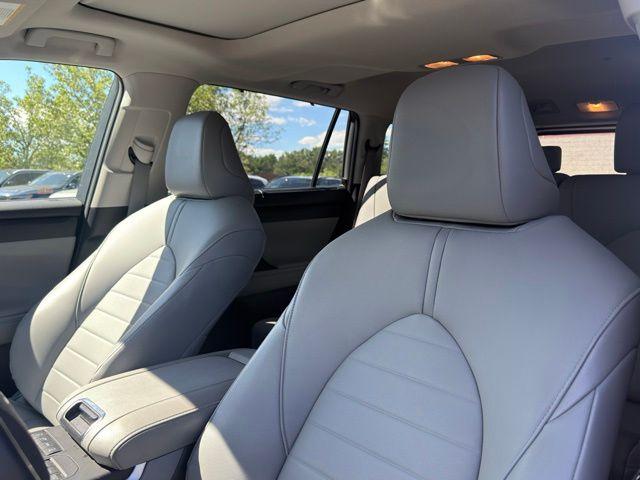 2020 TOYOTA HIGHLANDER XLE — фото 10