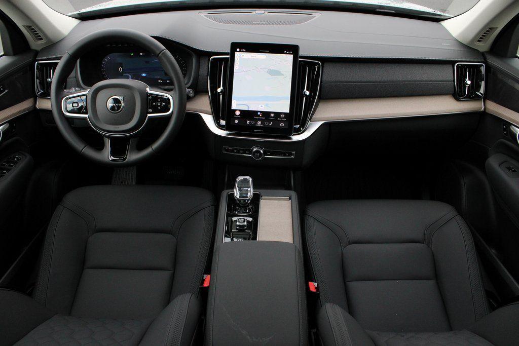 2026 Volvo XC90 B6 PLUS 7-SEATER 照片 2