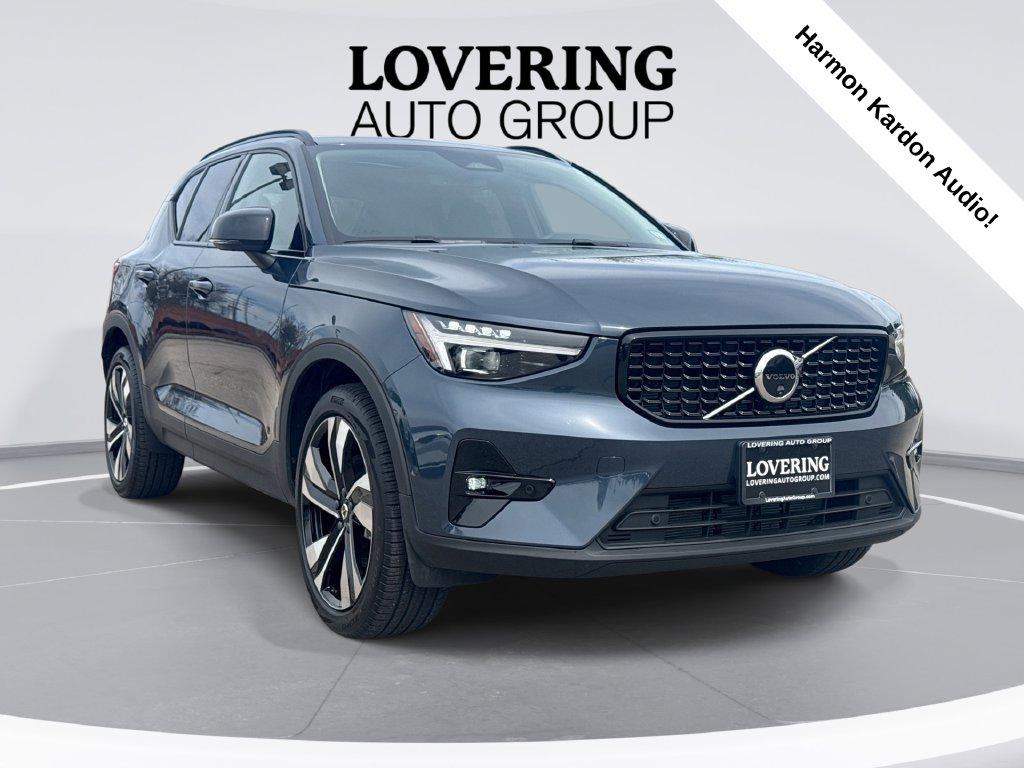 New 2026 Volvo XC40 B5 Ultra