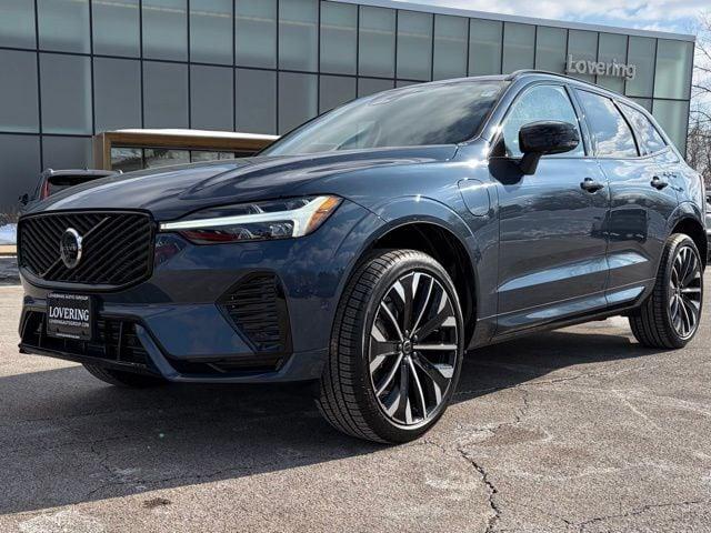2026 Volvo XC60 PLUG-IN HYBRID T8 ULTRA — фото 3