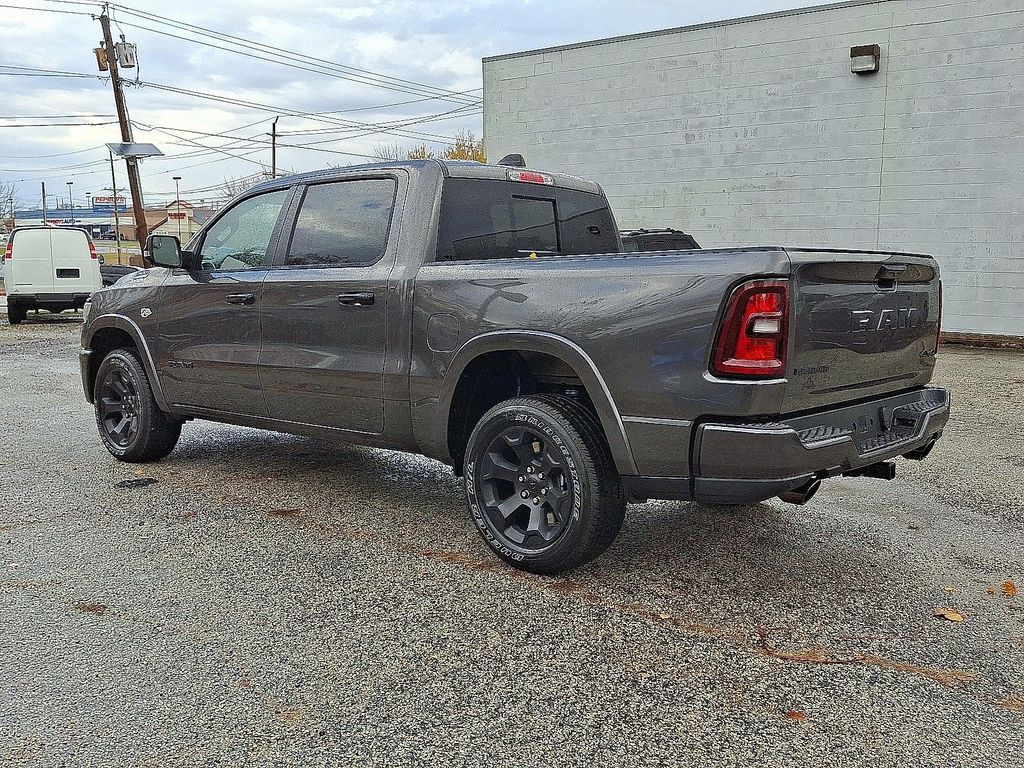 صورة 7 لـ 2026 RAM 1500 BIG HORN/LONE STAR