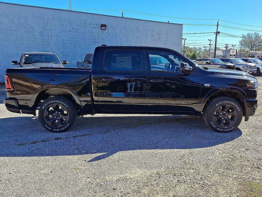 2026 RAM 1500 BIG HORN/LONE STAR — фото 4