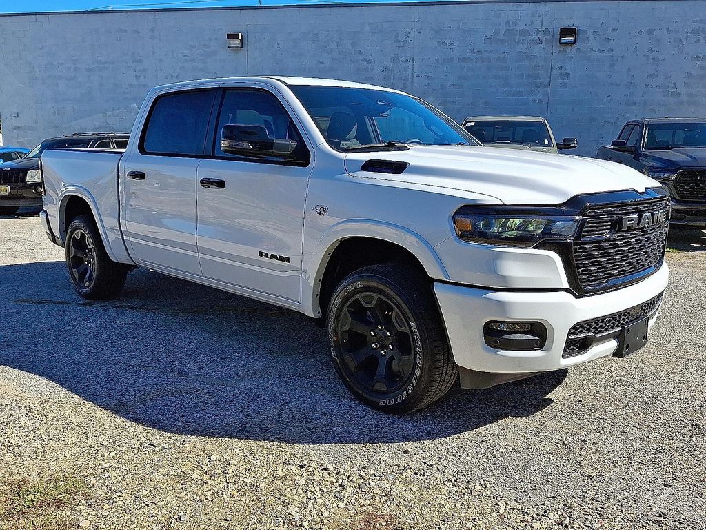 2026 RAM 1500 BIG HORN/LONE STAR — фото 3