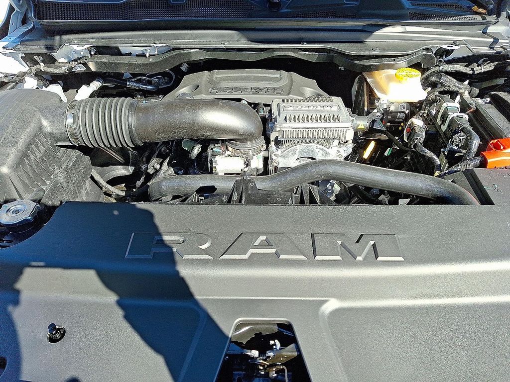 2026 RAM 1500 BIG HORN/LONE STAR thumbnail 11