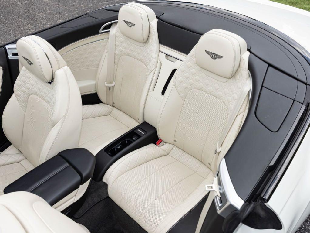 2020 Bentley CONTINENTAL GT V8 — миниатюра 45