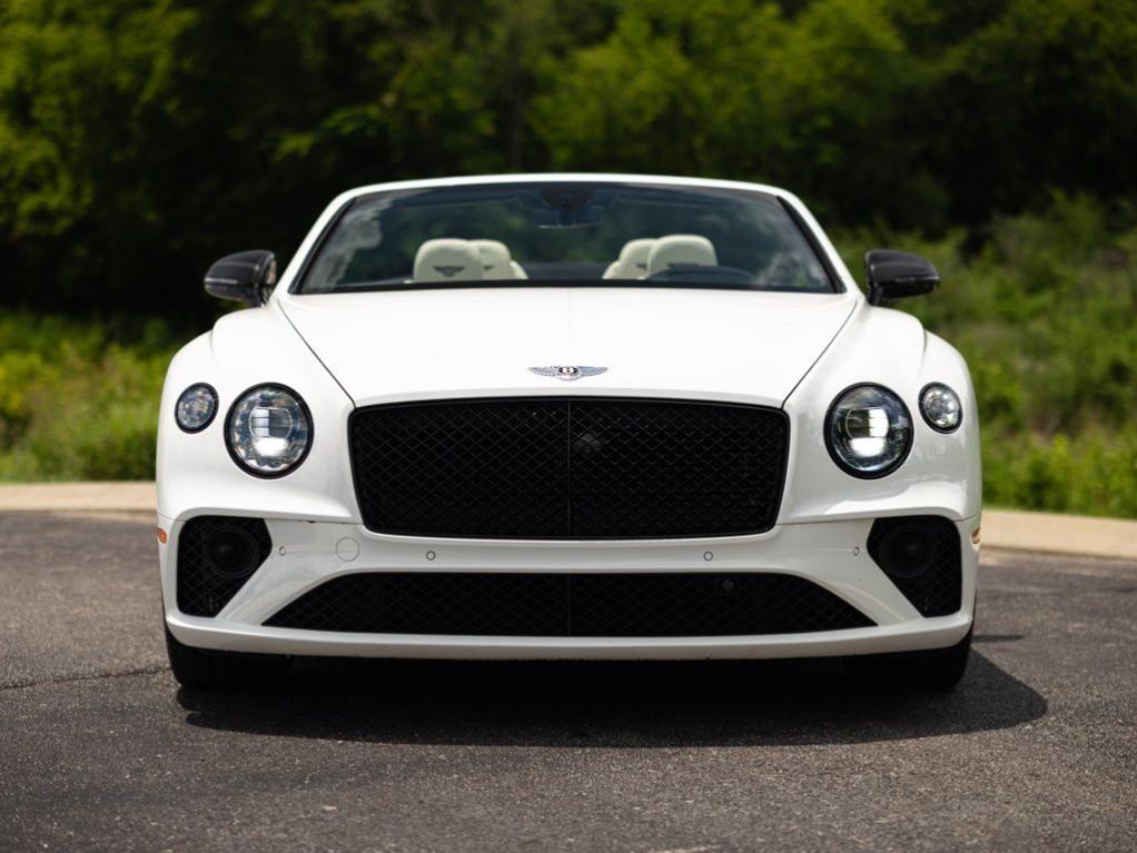 2020 Bentley CONTINENTAL GT V8 — миниатюра 12
