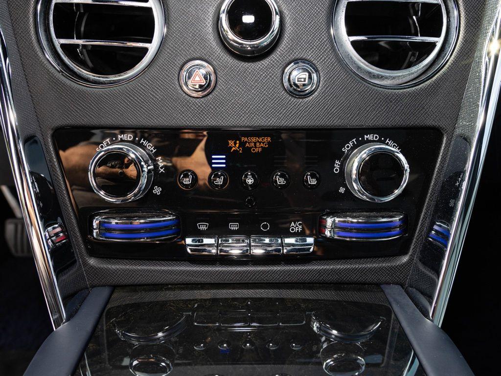 2022 ROLLS-ROYCE CULLINAN — миниатюра 43