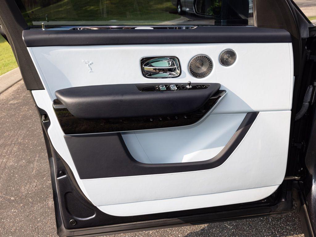 2022 ROLLS-ROYCE CULLINAN — миниатюра 21